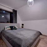 Lakris Apartment Gron
