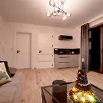 Lakris Apartment Gron