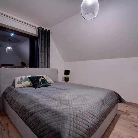 Lakris Lejlighed Groń