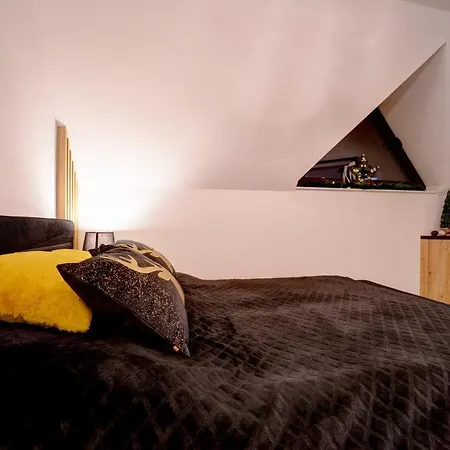 Lakris Apartament *