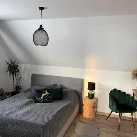 Lakris Apartament *